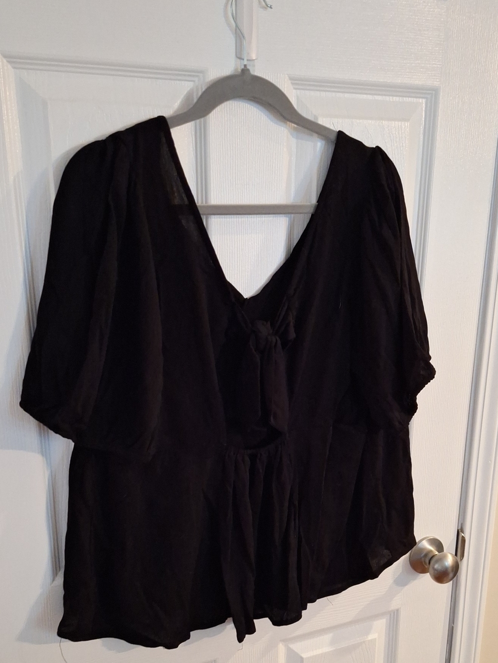 torrid Black V-Neck Tie-Back Blouse